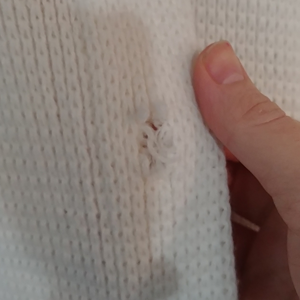 Vintage Cream Scallop Cape - Picture 12 of 13